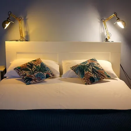 Canard Apartment