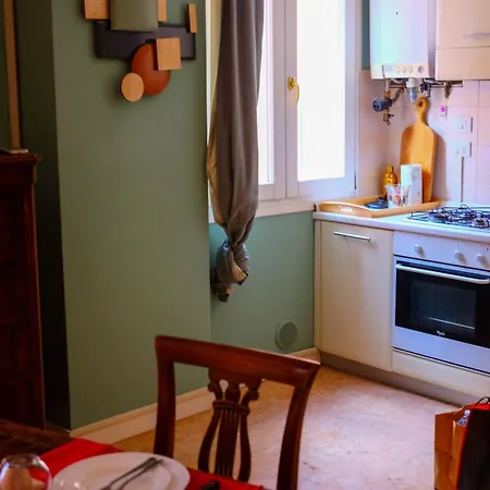Canard Apartment *